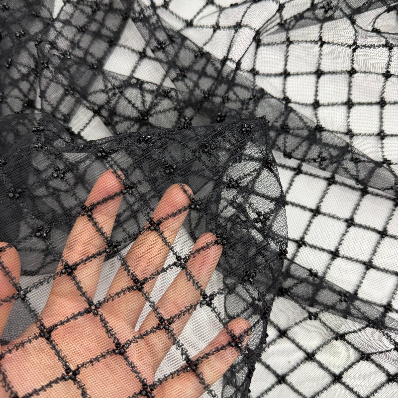 Ткань из сетки с вышивкой бисе – обзор и цена Crystal Mesh Fabric