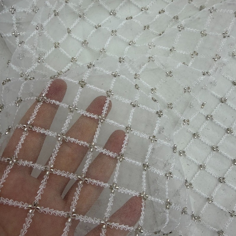 Ткань из сетки с вышивкой бисе – обзор и цена Crystal Mesh Fabric