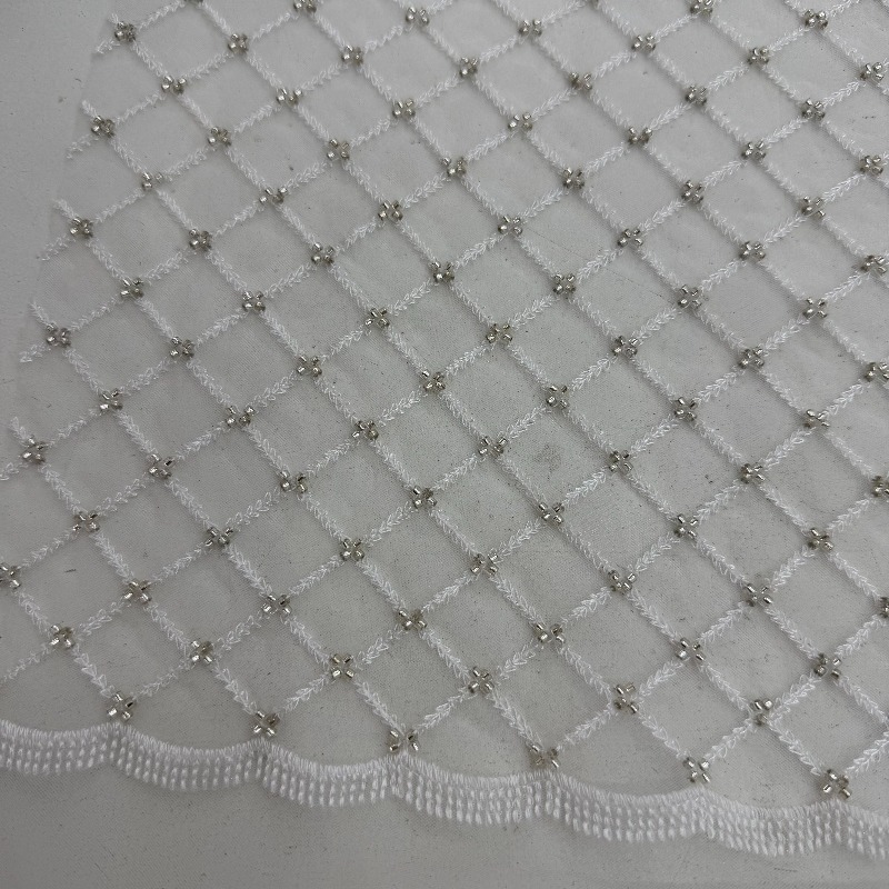 Ткань из сетки с вышивкой бисе – обзор и цена Crystal Mesh Fabric