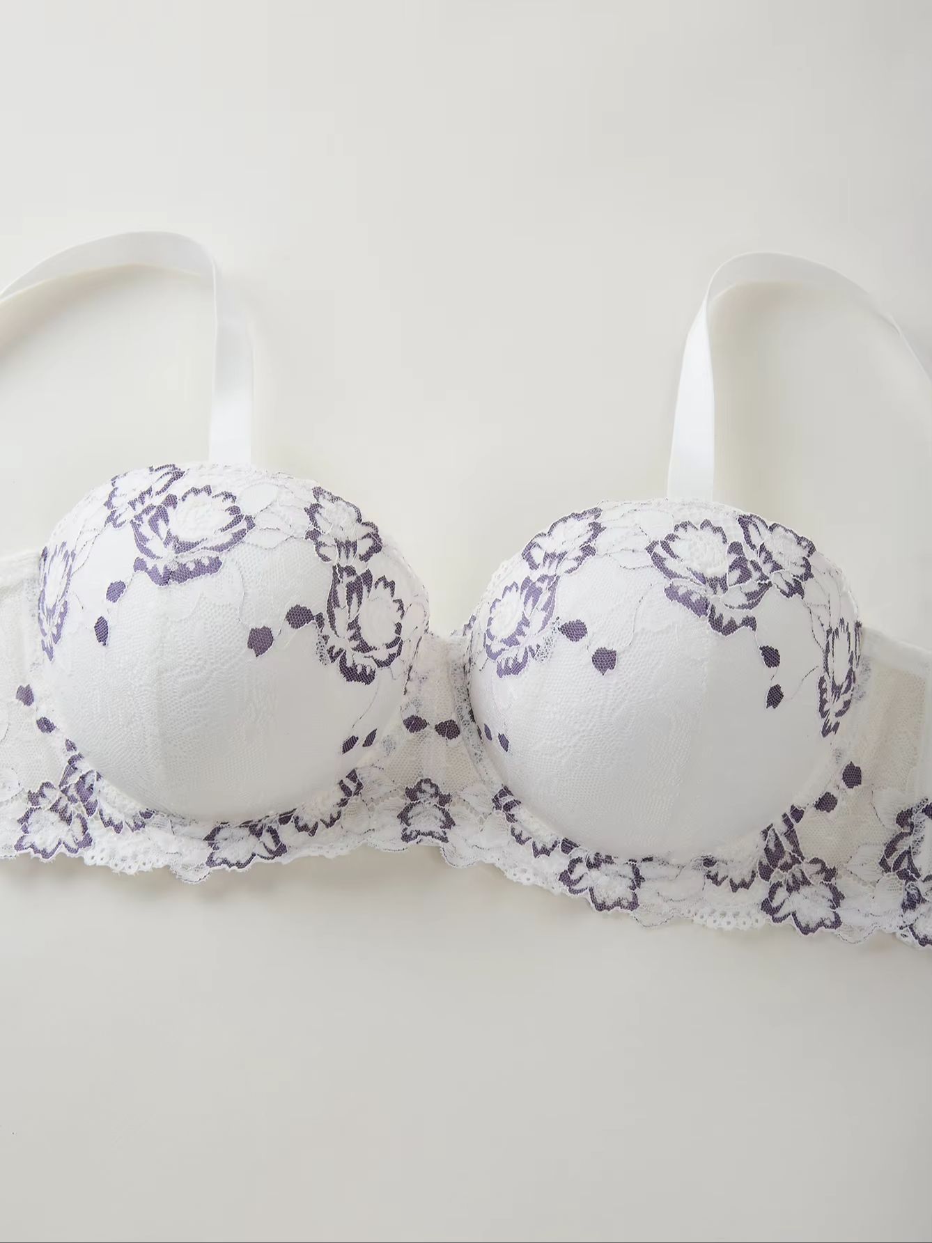 Бюстгальтер для женщин больших – обзор и цена Embroidery Embellishments